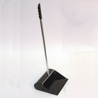 Standing Self Closing Metal Dustpan (Black)
